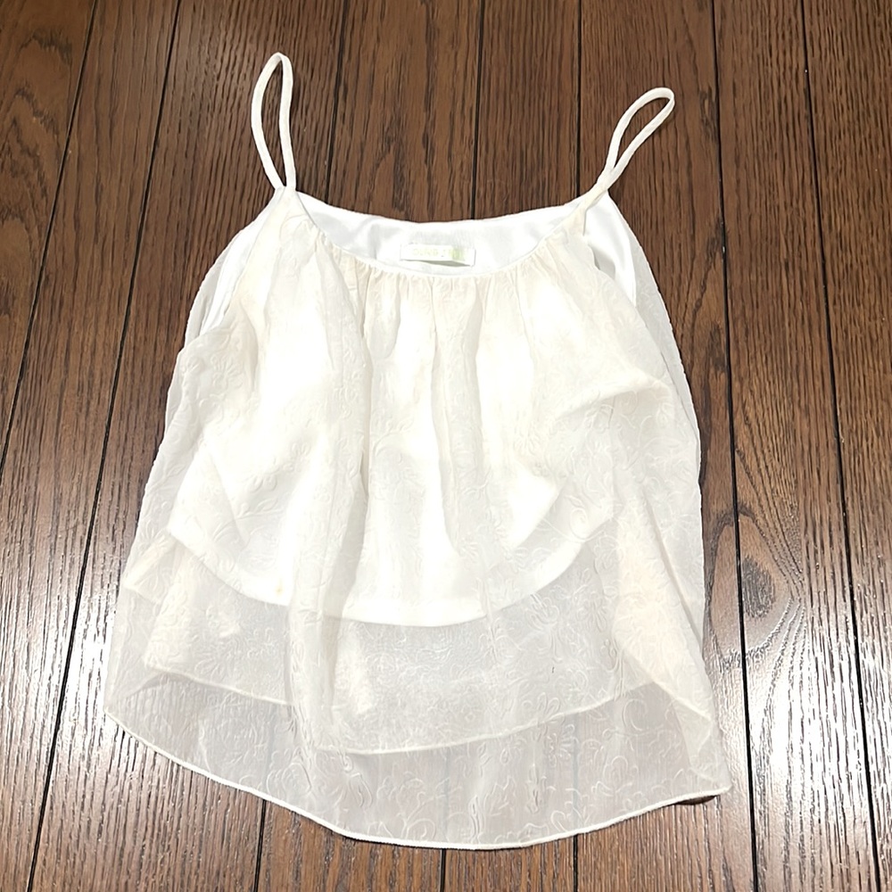 White crop top